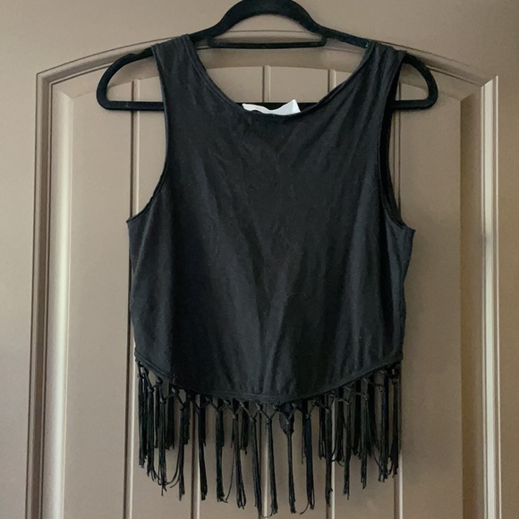 💫CLOSING SALE💫LF Emma and Sam fringe vest - Picture 2 of 2